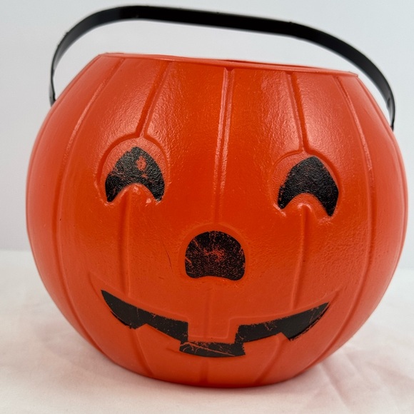Vintage 1985 Halloween Blow Mold Pumpkin Bucket Collectible Plastic Assembly Cor - Picture 1 of 8